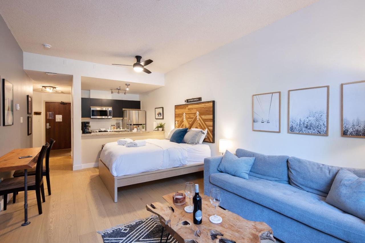 Bright Suite At Ski In/Out Glacier Lodge! Whistler Zewnętrze zdjęcie