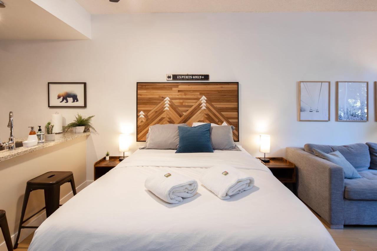Bright Suite At Ski In/Out Glacier Lodge! Whistler Zewnętrze zdjęcie