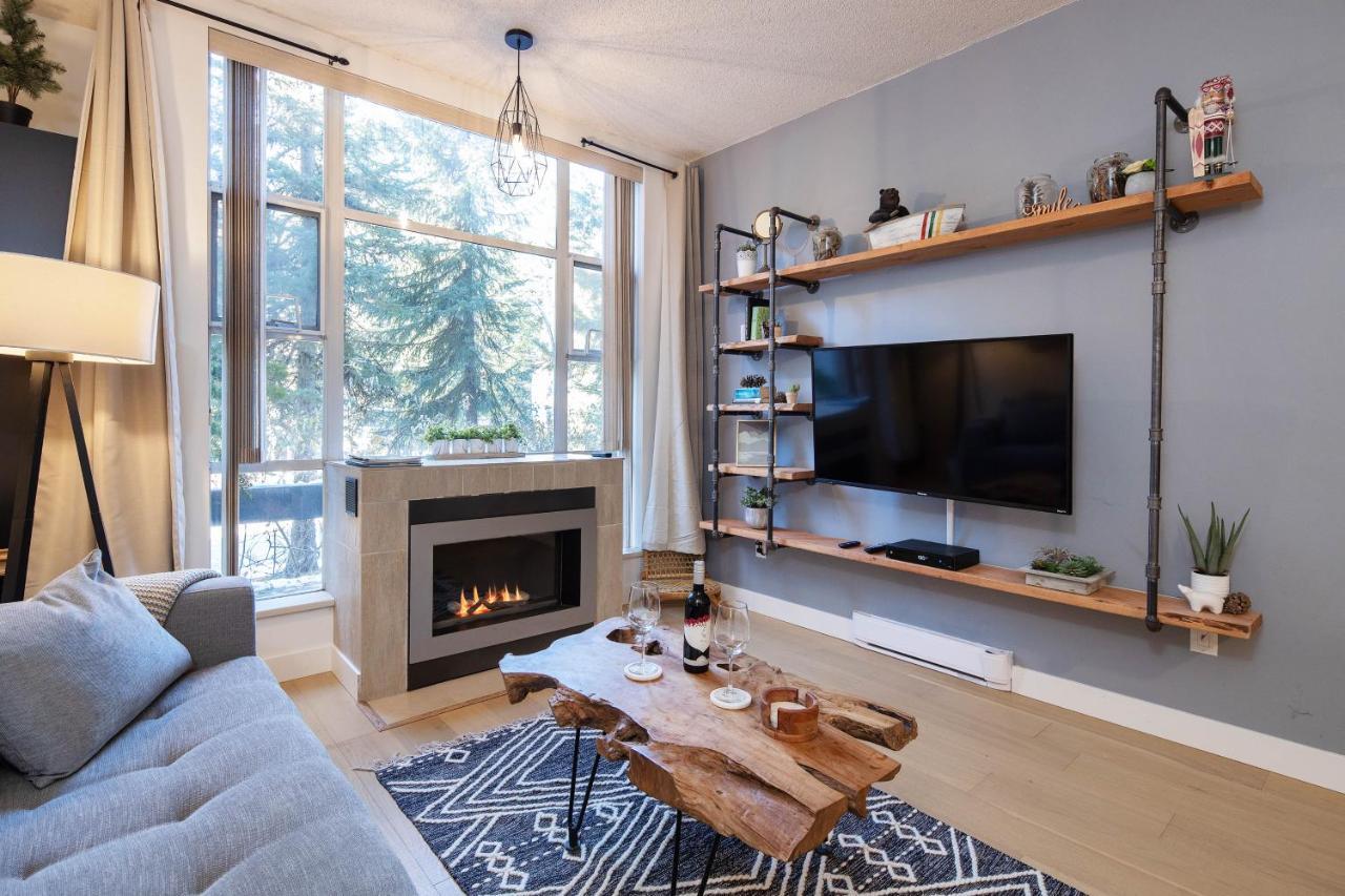 Bright Suite At Ski In/Out Glacier Lodge! Whistler Zewnętrze zdjęcie